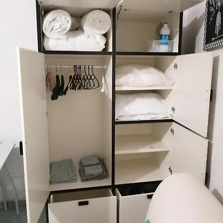 Joli Bord De Mer, Clim, Balcon, Parking Privé